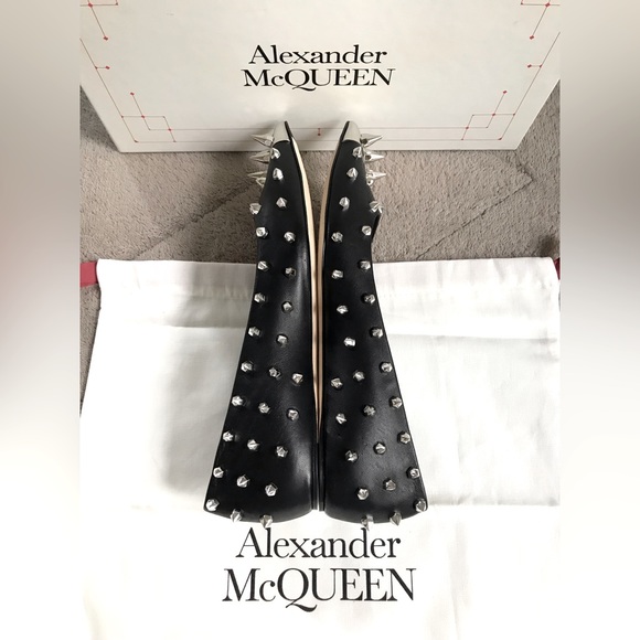 Alexander McQueen Punk Spike Studded Pointed Toe Flats - Picture 9 of 13